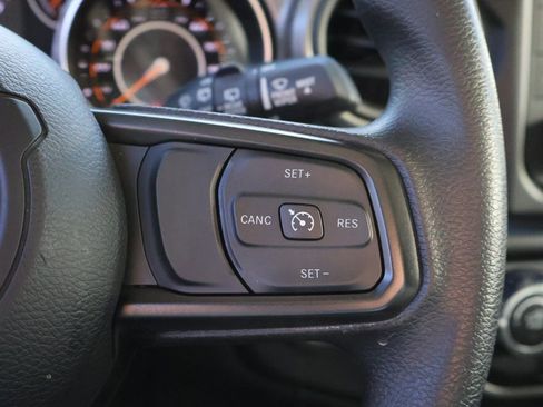 Used 2021 Jeep Wrangler Unlimited Sport image 27