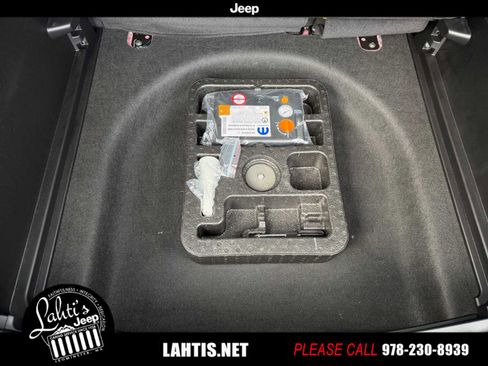 Certified 2022 Jeep Compass Limited w/ (RED) Package image 20