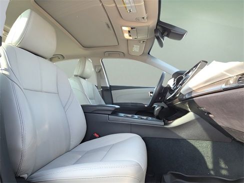 Used 2018 Toyota Avalon XLE Premium image 15