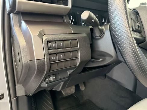 Used 2025 Toyota Tacoma SR5 image 39