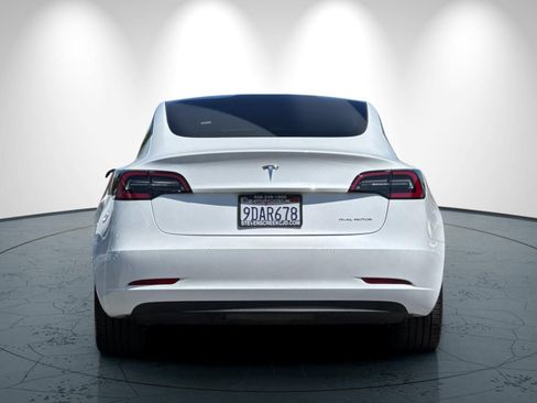 Used 2022 Tesla Model 3 Long Range AWD/4WD image 5