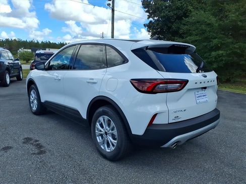 New 2025 Ford Escape Active image 4
