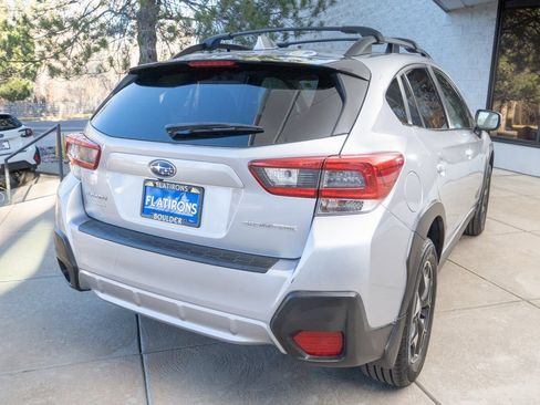Used 2020 Subaru Crosstrek 2.0i Premium w/ Moonroof Package 2 image 6