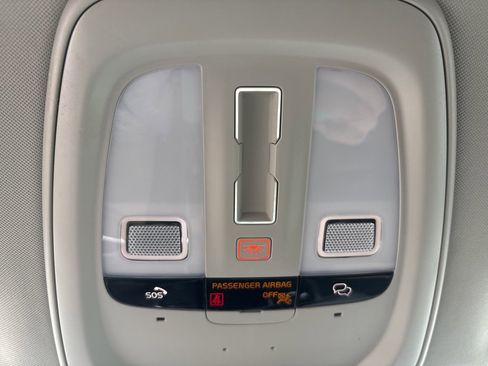 Certified 2023 Volvo XC90 B6 Core w/ Climate Package image 27