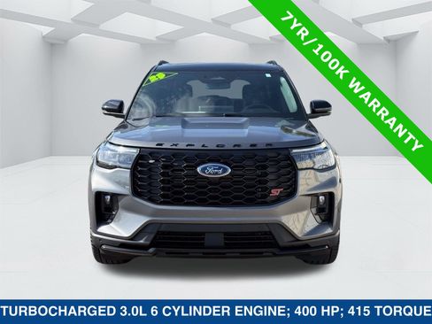 Certified 2025 Ford Explorer ST w/ Sun And Sound Package AWD/4WD image 9
