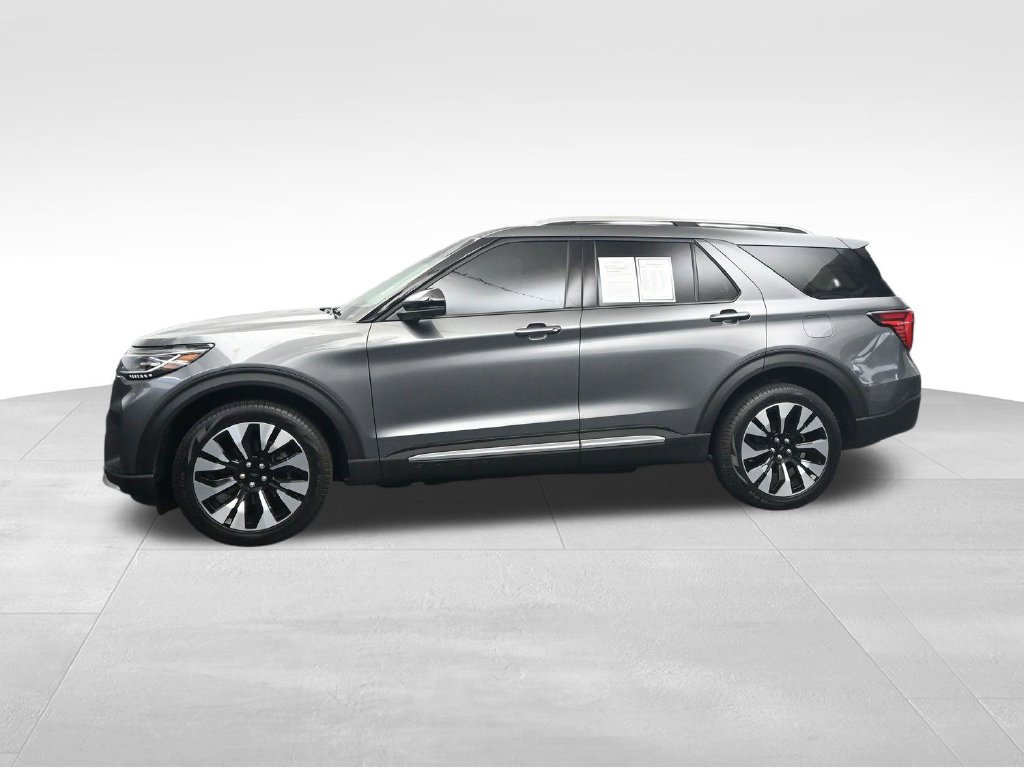 Used 2026 Ford Explorer Platinum w/ LUX Leather Package AWD/4WD image 2