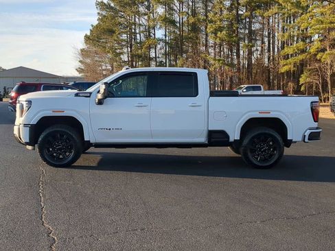 Used 2024 GMC Sierra 2500 AT4 w/ AT4 Premium Plus Package image 5