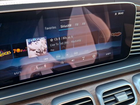 Used 2025 Mercedes-Benz GLE 580 4MATIC image 18