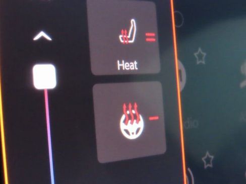 Used 2022 Jeep Compass Latitude w/ Convenience Group image 2