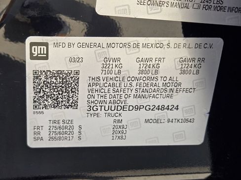 Used 2023 GMC Sierra 1500 SLT w/ SLT Premium Package AWD/4WD image 35