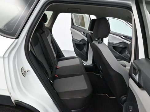 Used 2023 Volkswagen Taos S image 30