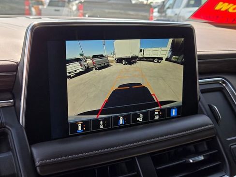 Used 2022 Chevrolet Tahoe LT w/ Luxury Package image 22