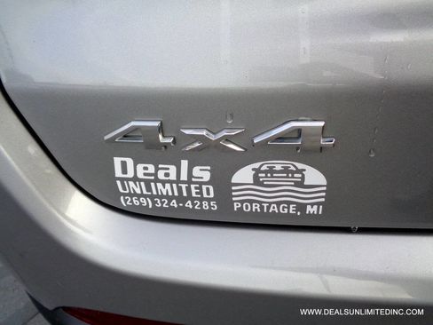 Used 2020 Jeep Compass Latitude w/ Cold Weather Group image 7