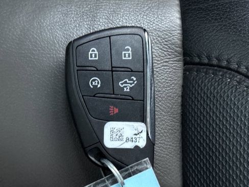 Used 2022 Chevrolet Silverado 1500 ZR2 image 27