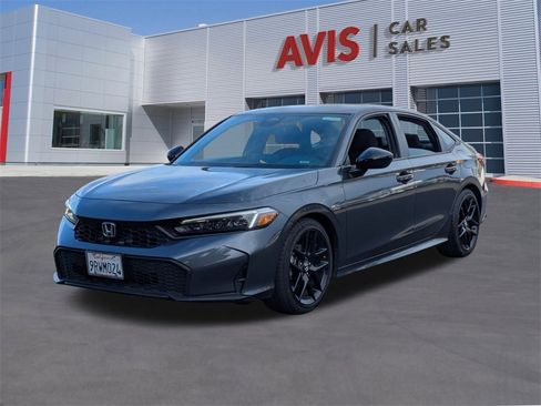 Used 2025 Honda Civic Sport image 1