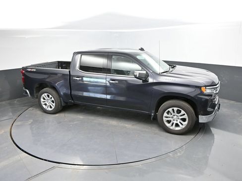 Used 2023 Chevrolet Silverado 1500 LTZ AWD/4WD image 26
