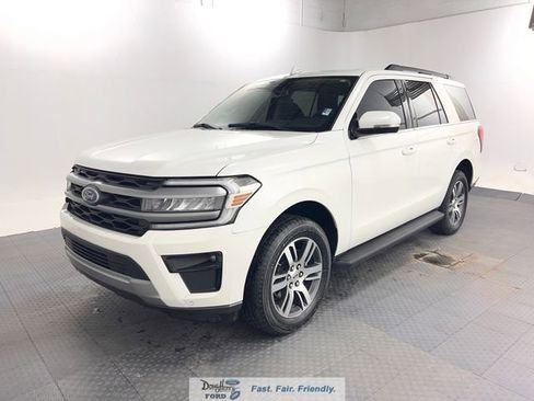 Used 2024 Ford Expedition XLT AWD/4WD image 1