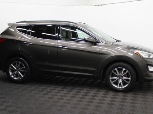 Used 2014 Hyundai Santa Fe Sport 2.0T image 3