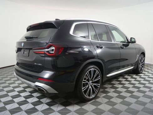 Certified 2024 BMW X3 xDrive30i w/ Premium Package AWD/4WD image 3
