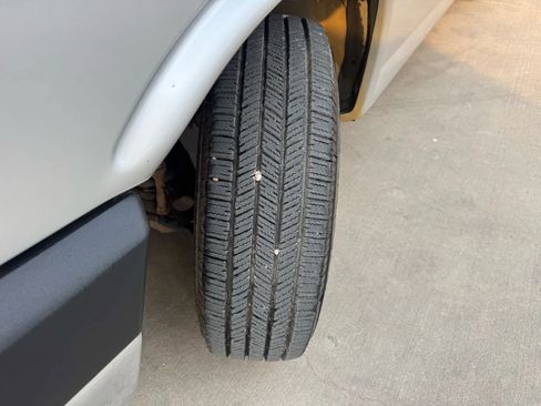 Used 2017 Chevrolet Express 3500 LT w/ LT Preferred Equipment Group image 20