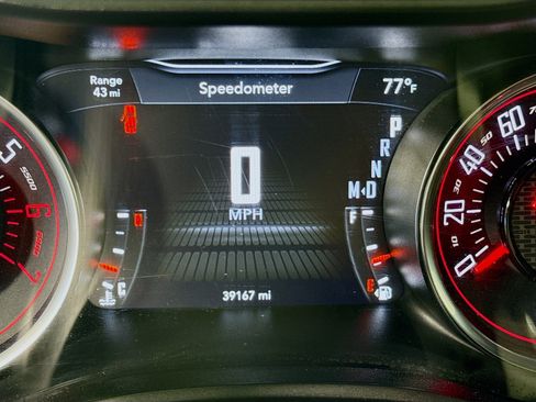 Used 2023 Dodge Challenger R/T image 16