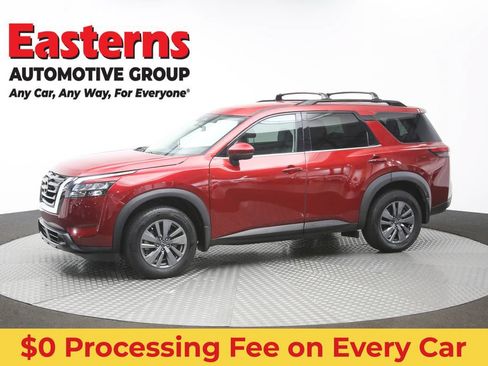 Used 2024 Nissan Pathfinder SV AWD/4WD image 59