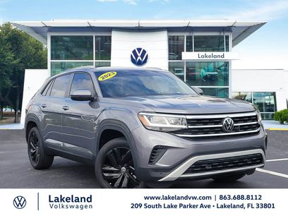 Used 2023 Volkswagen Atlas Cross Sport SE w/ Black Wheel Package