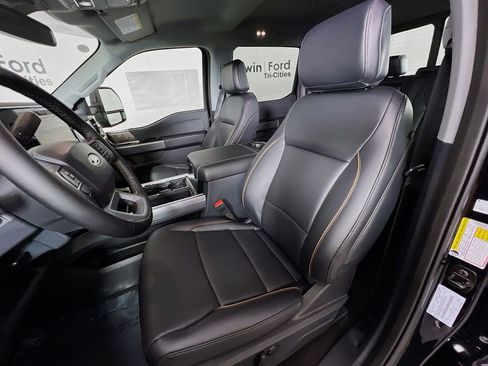 New 2025 Ford F350 Lariat w/ FX4 Off-Road Package image 25