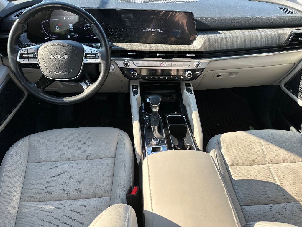 Certified 2025 Kia Telluride EX w/ EX Captain's Chair Package AWD/4WD image 25