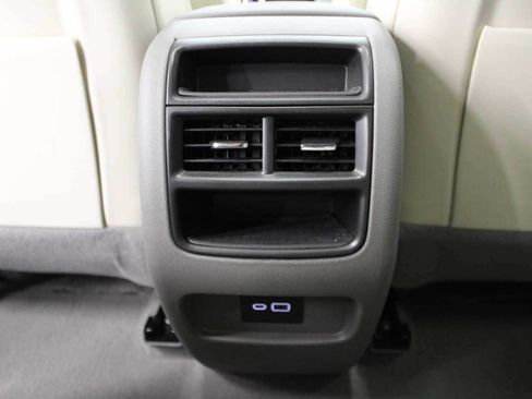 Used 2023 Cadillac XT5 Premium Luxury AWD/4WD image 38