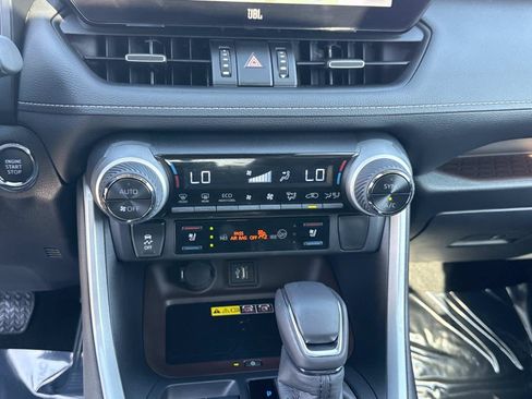 Used 2025 Toyota RAV4 Limited w/ Advanced Technology Package AWD/4WD image 20