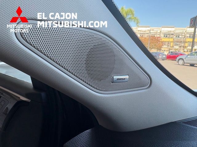 Used 2025 Mitsubishi Outlander SEL AWD/4WD image 11