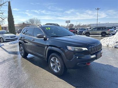 Used 2019 Jeep Cherokee Trailhawk w/ Cold Weather Group