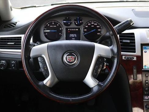 Used 2008 Cadillac Escalade EXT AWD/4WD image 12