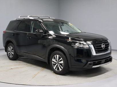 Certified 2024 Nissan Pathfinder SL w/ Cargo Package