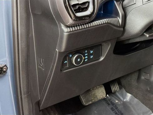 Used 2024 Ford Ranger Lariat w/ Trailer Tow Package image 10