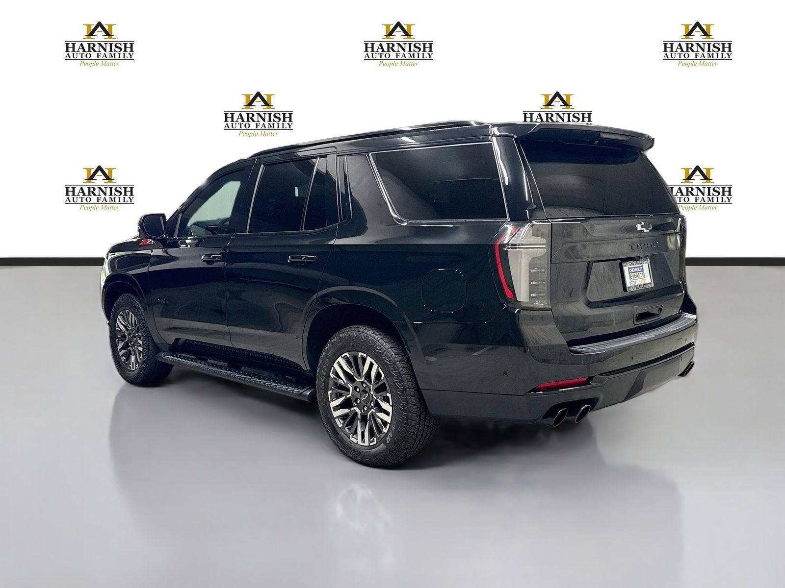Used 2025 Chevrolet Tahoe Z71 w/ Z71 Off-Road Package AWD/4WD image 9