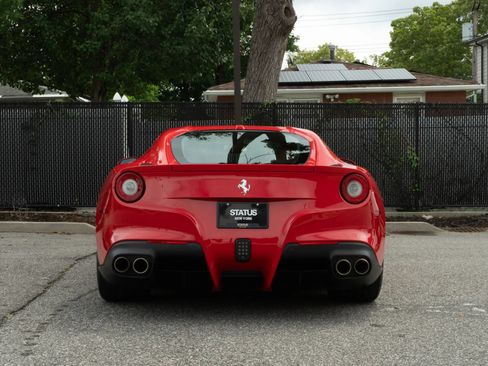 Used 2017 Ferrari F12 Berlinetta RWD image 11