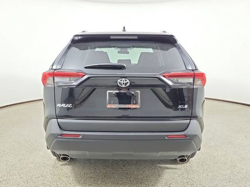 Used 2025 Toyota RAV4 XLE w/ Convenience Package FWD image 6