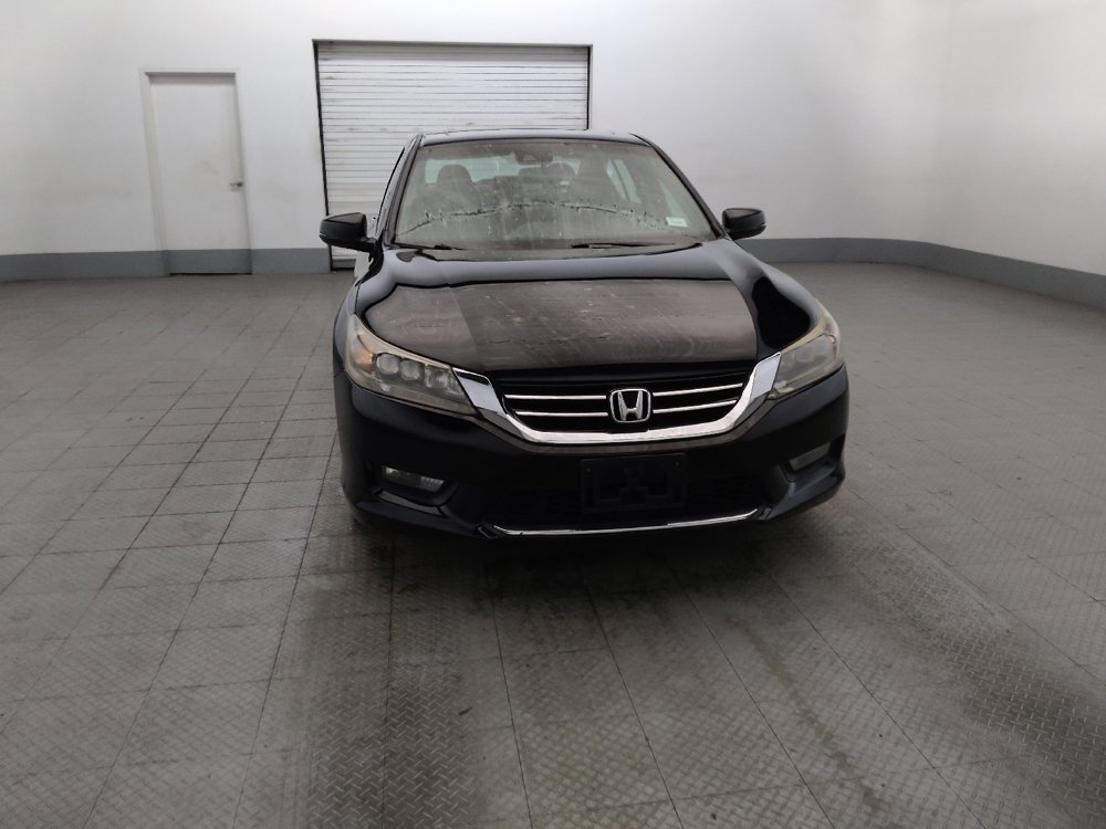 Used 2015 Honda Accord Touring image 14