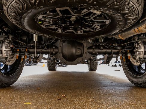 Used 2026 GMC Sierra 2500 AT4X image 16