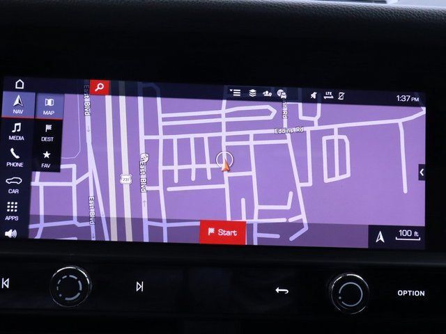 Certified 2024 Porsche Macan AWD/4WD image 12