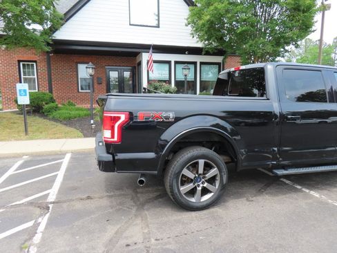 Used 2016 Ford F150 XLT w/ Equipment Group 302A Luxury AWD/4WD image 7