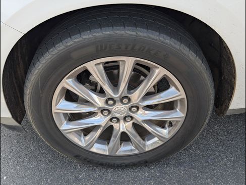 Used 2018 Buick Enclave Premium FWD image 8
