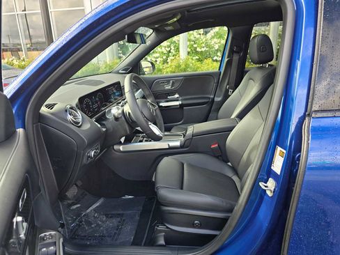 New 2025 Mercedes-Benz GLB 250 4MATIC image 22