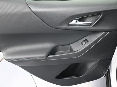New 2026 Chevrolet Equinox LT w/ Safety and Technology Package FWD image 30