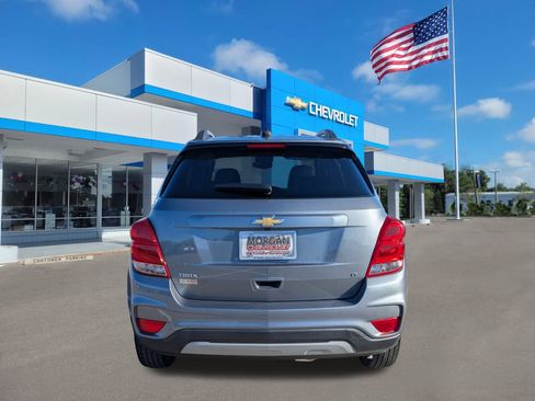 Used 2019 Chevrolet Trax LT w/ LT Convenience Package image 5