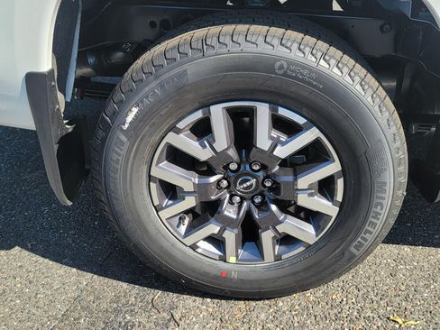 New 2026 Nissan Frontier SV w/ All-Weather Content Package AWD/4WD image 9