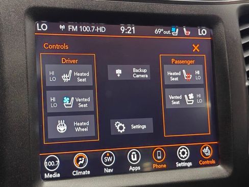 Used 2020 Jeep Cherokee Trailhawk image 50