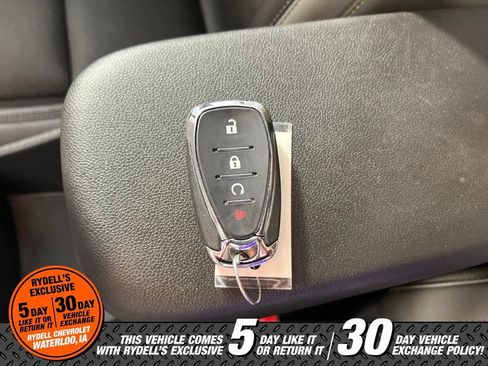 Used 2025 Chevrolet Trax ACTIV w/ Driver Confidence Package FWD image 30
